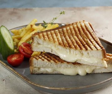 Kaşarlı Tost